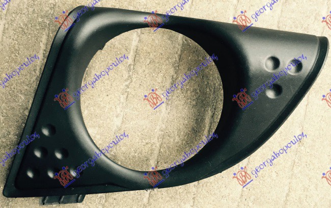 FRONT BUMPER GRILLE (W/ FOG LAMP HOLE)