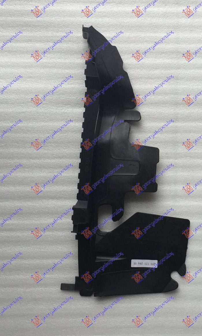 RADIATOR BRACKET PLASTIC VERTICAL (2,4/3,2 PETROL)
