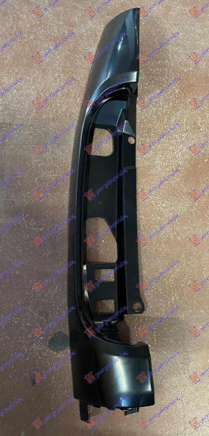 REAR TAIL LAMP FRAME (SINGLE DOOR)