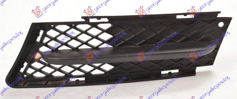 FRONT BUMPER GRILLE (W/ CHROME MOULDING)