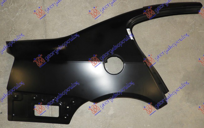 REAR FENDER