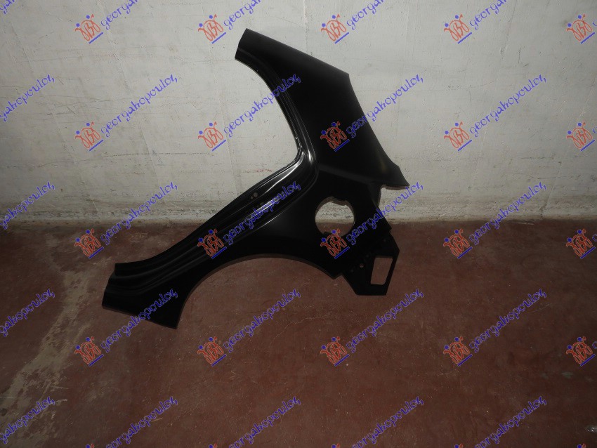 REAR FENDER