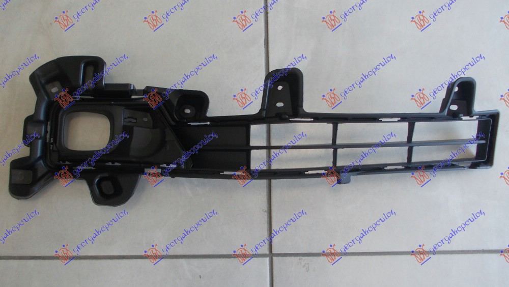 FRONT BUMPER GRILLE (W/ FOG LAMP HOLE)