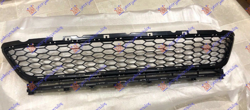 FRONT BUMPER GRILLE (GTi/GTD)